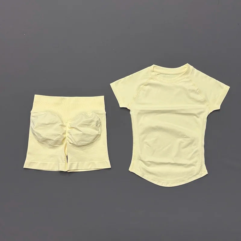 Women's 2-Piece Seamless Workout Set – Short Sleeve Crop Top & High Waist Gym Shorts Activewear