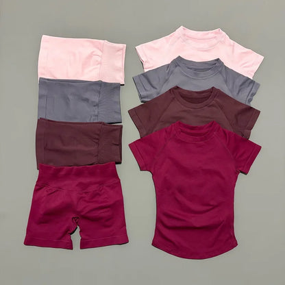 Women's 2-Piece Seamless Workout Set – Short Sleeve Crop Top & High Waist Gym Shorts Activewear