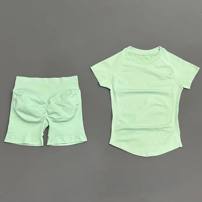 Women's 2-Piece Seamless Workout Set – Short Sleeve Crop Top & High Waist Gym Shorts Activewear