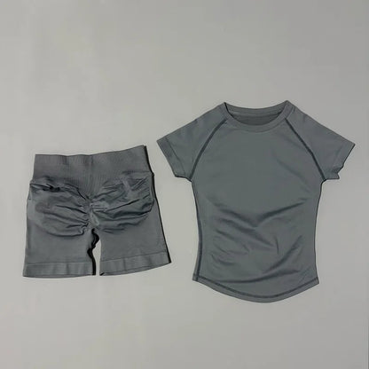 Women's 2-Piece Seamless Workout Set – Short Sleeve Crop Top & High Waist Gym Shorts Activewear
