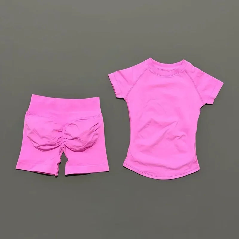 Women's 2-Piece Seamless Workout Set – Short Sleeve Crop Top & High Waist Gym Shorts Activewear